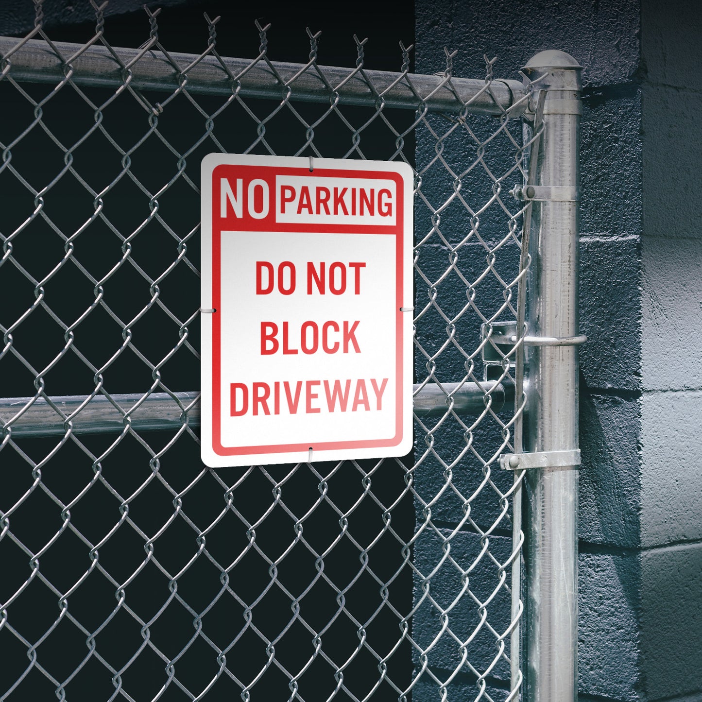 10 x 14in Aluminum Sign: No Parking Do Not Block Driveway